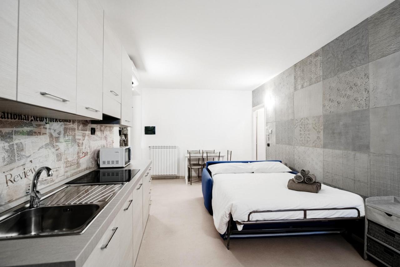 Апартаменты Blue Loft - The House Of Travelers Комо Экстерьер фото