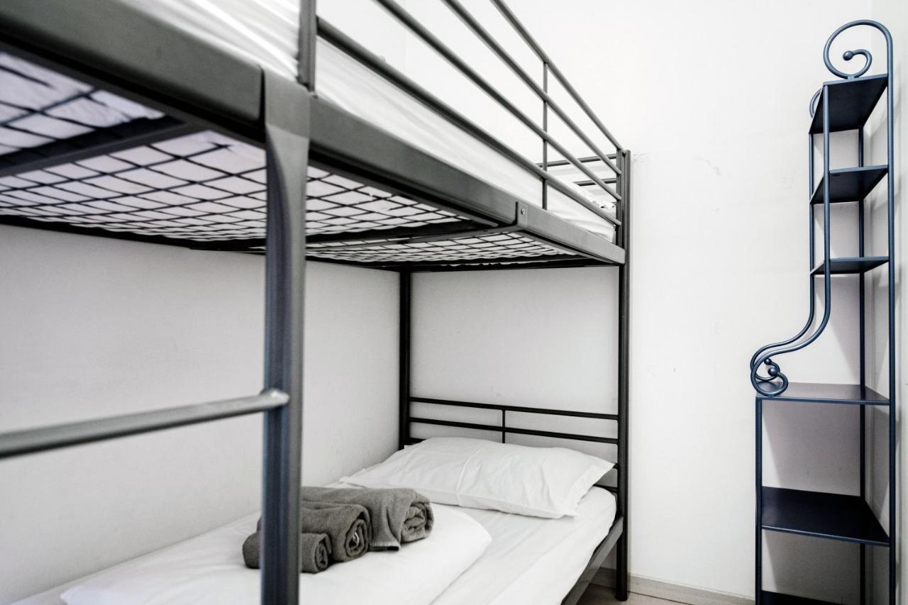 Апартаменты Blue Loft - The House Of Travelers Комо Экстерьер фото